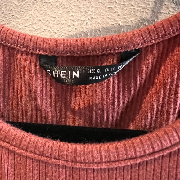 Cropped tank - Picture 2 of 2